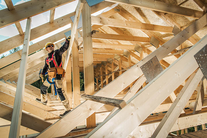 building-wooden-roof-frame